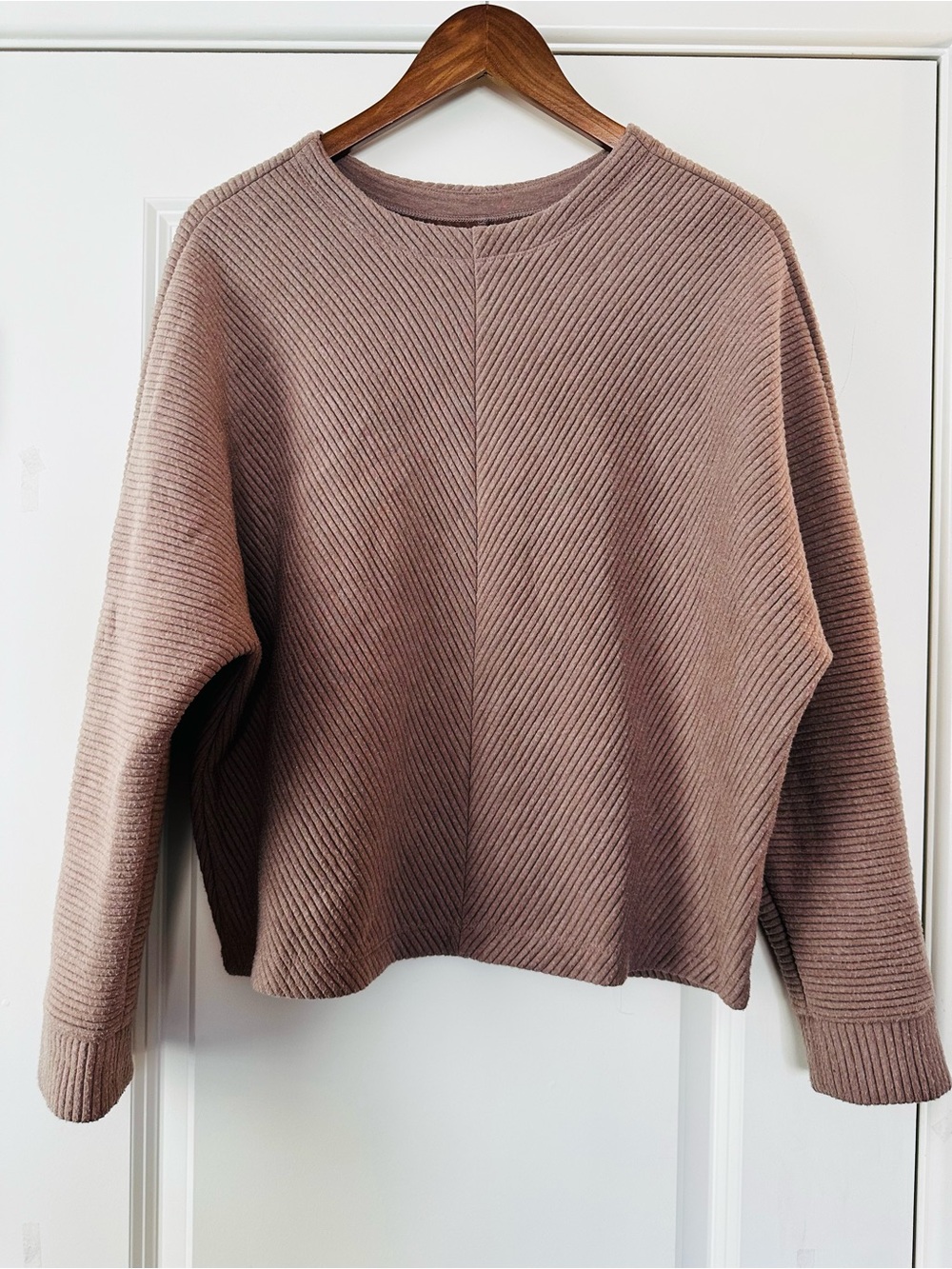 A New Day Mauve Brown Textured Rib Knit Crewneck Pullover Sweater Medium